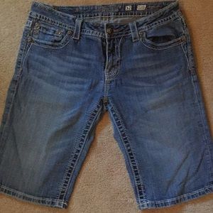 Miss Me Bermuda Shorts: Size 32